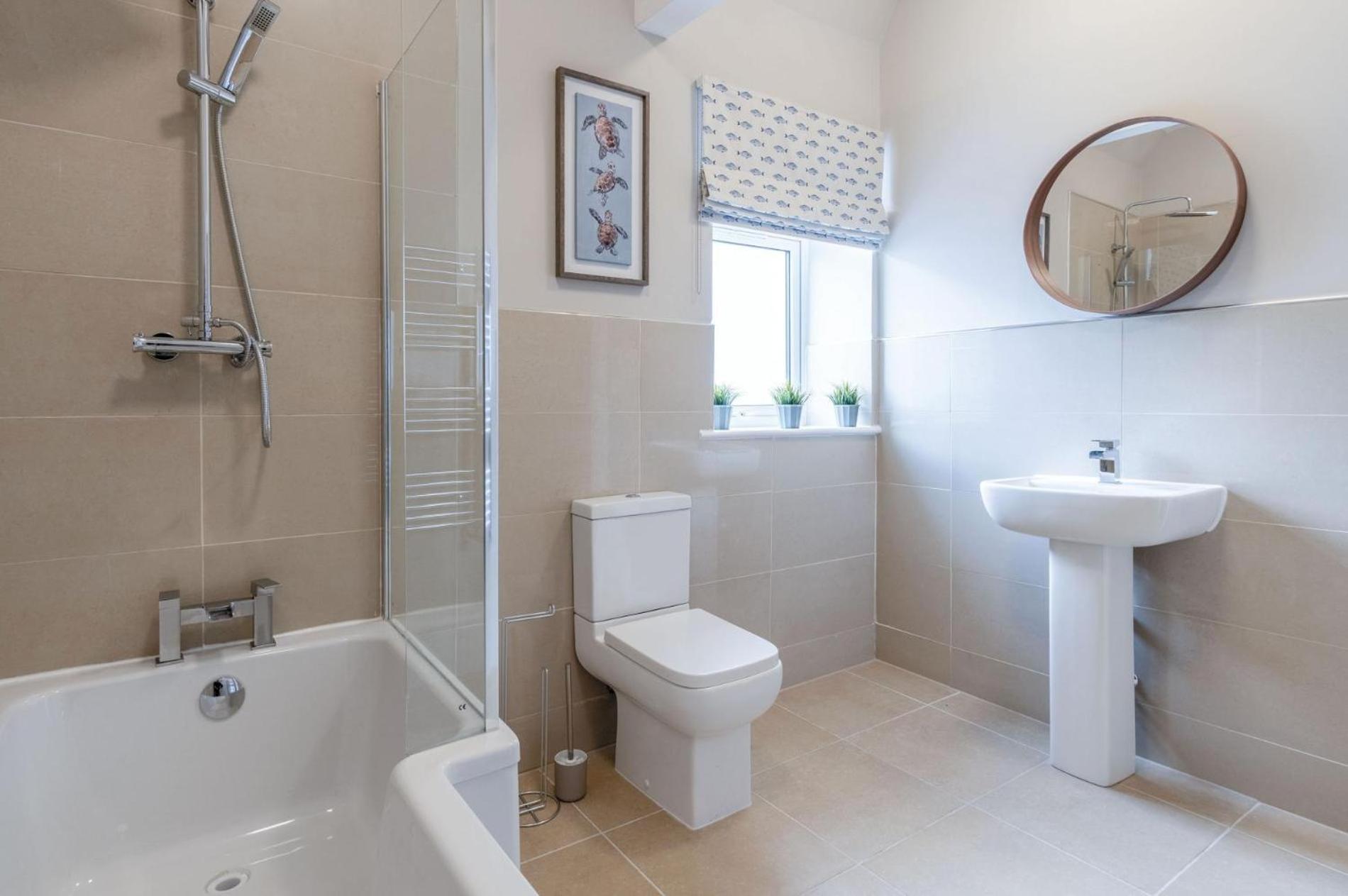 Beach Haven Hideout - 2 Bedroom - Milford Haven Buitenkant foto