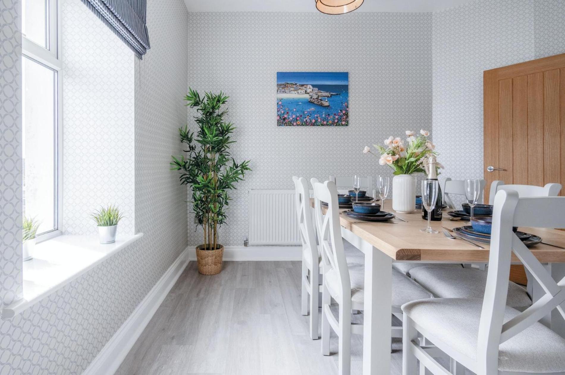 Beach Haven Hideout - 2 Bedroom - Milford Haven Buitenkant foto